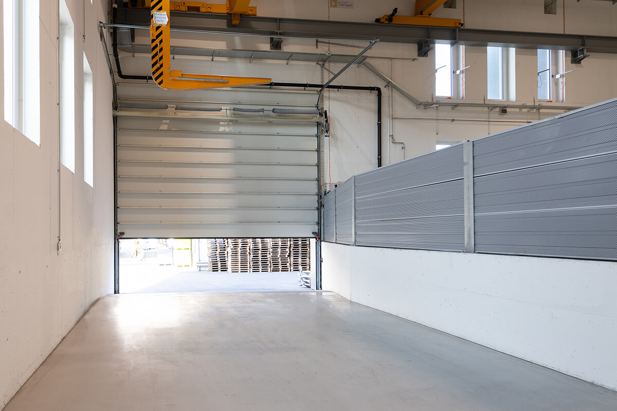 Industriefotografie Innenbereich Torsystem Architektur