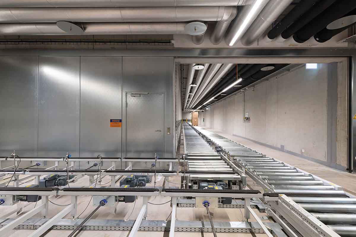 Industriefotografie Innenbereich Torsystem Architektur