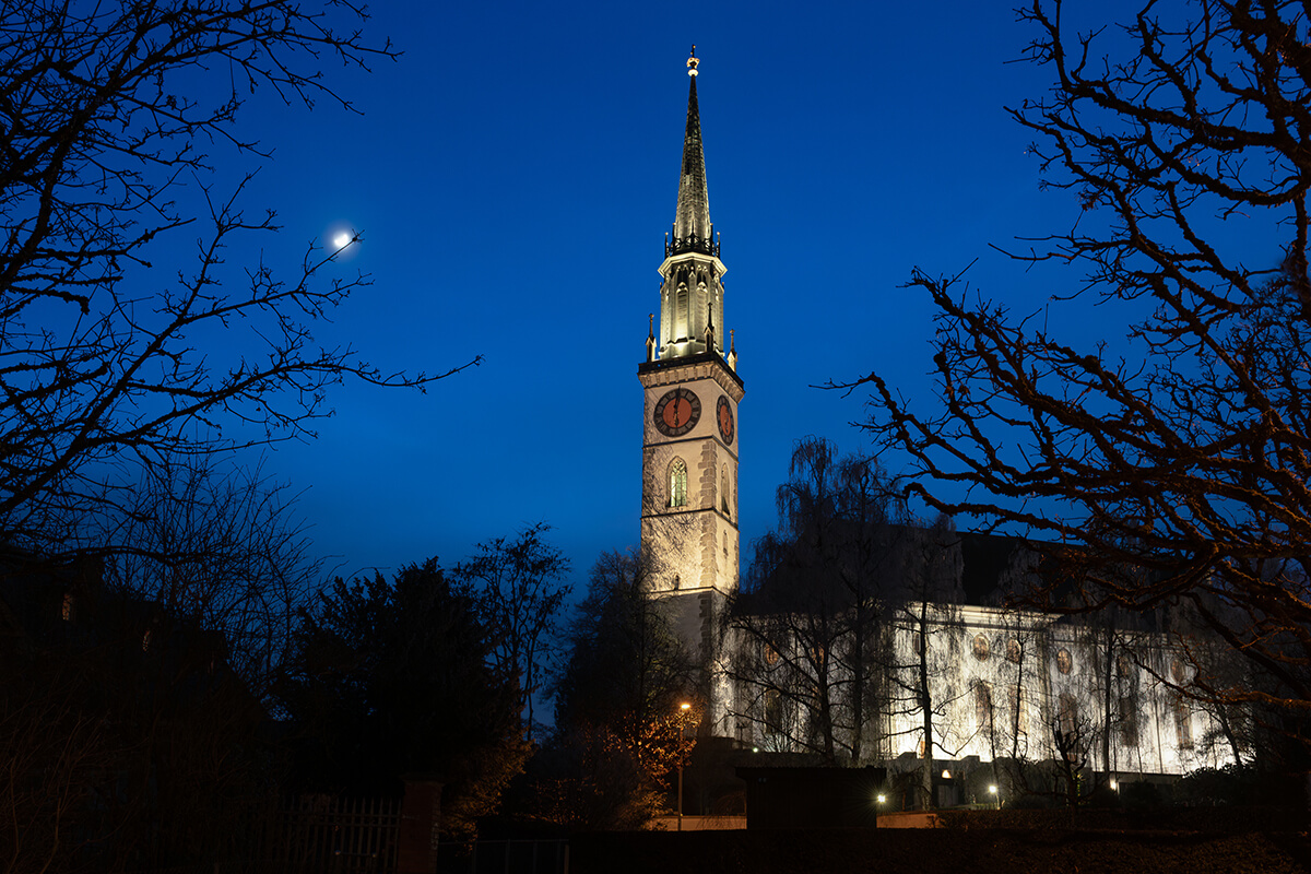 Architekturfotografie Kirche Cham Nachtbeleuchtung